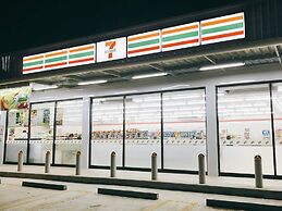 The Rich Ratchapruek Hotel & Residence