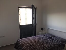 Luxury Apartment Best Location Beach View