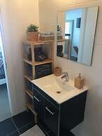 Luxury Apartment Best Location Beach View