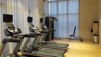 Luxury Apartment Best Location Beach View