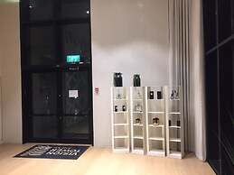 Luxury Apartment Best Location Beach View