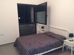 Luxury Apartment Best Location Beach View