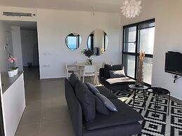 Luxury Apartment Best Location Beach View