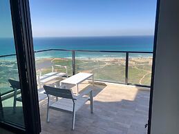 Luxury Apartment Best Location Beach View