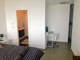 Luxury Apartment Best Location Beach View