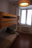 Stunning Apartment Near Chiado