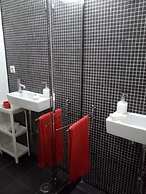 Stunning Apartment Near Chiado