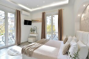 Alekos Apartments 2 Netflix, Self Check-In