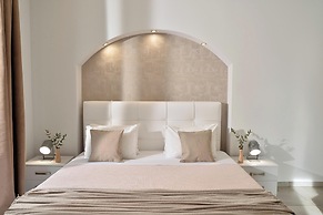 Alekos Apartments 2 Netflix, Self Check-In