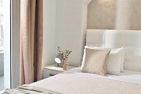 Alekos Apartments 2 Netflix, Self Check-In