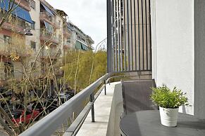 Alekos Apartments 2 Netflix, Self Check-In