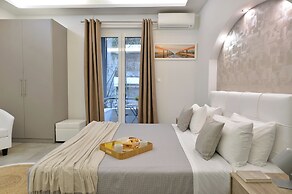 Alekos Apartments 2 Netflix, Self Check-In