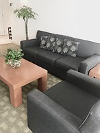 Downtown Retro Serviced Apartment