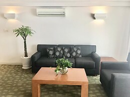 Downtown Retro Serviced Apartment