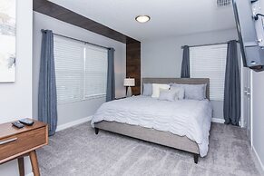 Dream Townhome with private pool Close to Disney SL4906