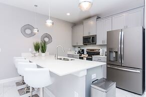 Dream Townhome with private pool Close to Disney SL4906