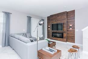 Dream Townhome with private pool Close to Disney SL4906
