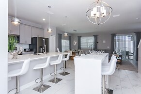 Dream Townhome with private pool Close to Disney SL4906