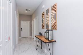 Dream Townhome with private pool Close to Disney SL4906