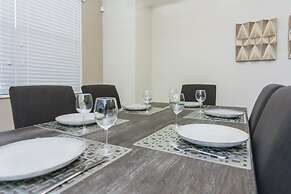 Beautiful  Apartment at Storey Lake 272975