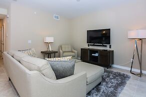 Fabulous Apartment with balcony at Storey Lake 272977