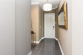 Top Deluxe Apartment at Storey Lake 262817