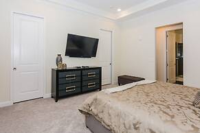 Top Deluxe Apartment at Storey Lake 262817