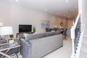 Magical Townhouse with balcony at Summerville resort SU7528