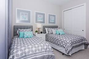 Magical Townhouse with balcony at Summerville resort SU7528