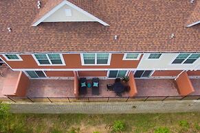 Magical Townhouse with balcony at Summerville resort SU7528