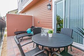 Magical Townhouse with balcony at Summerville resort SU7528