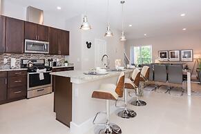 Magical Townhouse with balcony at Summerville resort SU7528