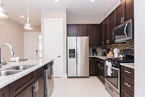 Magical Townhouse with balcony at Summerville resort SU7528