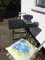 Troense B&B by the sea
