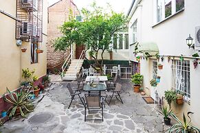 Hotel Garden House