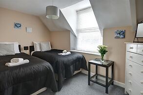 Walkers Court 3 Bedroom Apartment