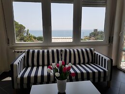Oceanview luxury apartment
