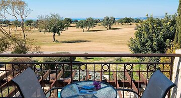 Lovely 2 bedroom Villa Kornos HG33 with private pool and golf course v