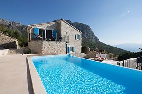 Villa Jatica - Luxury in the Wilderness of Makarska