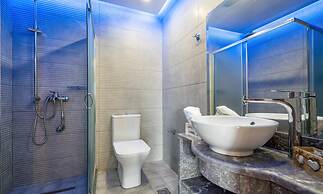 Savvas Luxury Suites