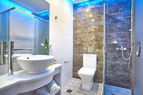 Savvas Luxury Suites