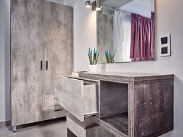 Savvas Luxury Suites