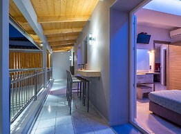 Savvas Luxury Suites