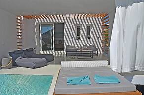 Tinos Blend Suites