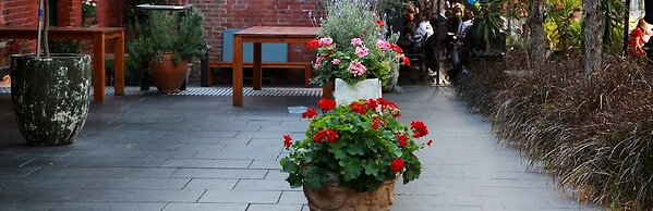 Sinclairs City Hostel