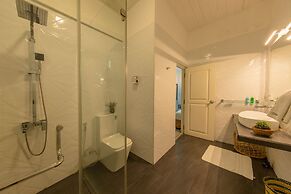 Deltora Boutique Hotel