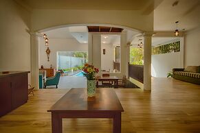 Deltora Boutique Hotel