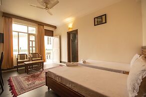 WOW STAYZ2 Hotel The Lodge