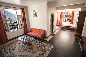 WOW STAYZ2 Hotel The Lodge