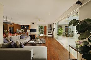 Villa Camellia Jimbaran by Nakula